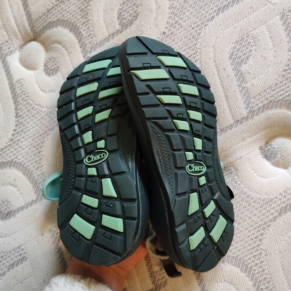 Chacos - Picture 2 of 3